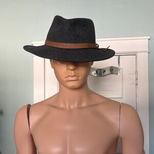 Lite Felt Broner Stylish Gray Outback Hat with Brown Leather Band